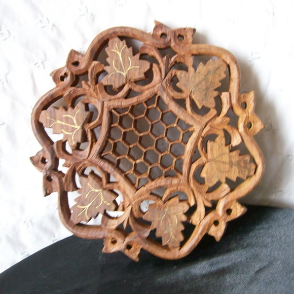 Vintage Hand Carved Wooden Trivet made in India - Picture 1 of 3